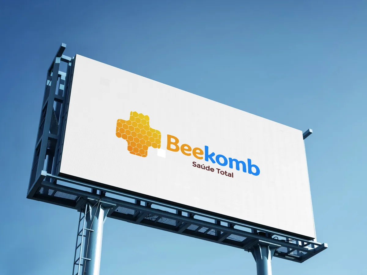 Outdoor com a marca Beekomb — Saúde Total
